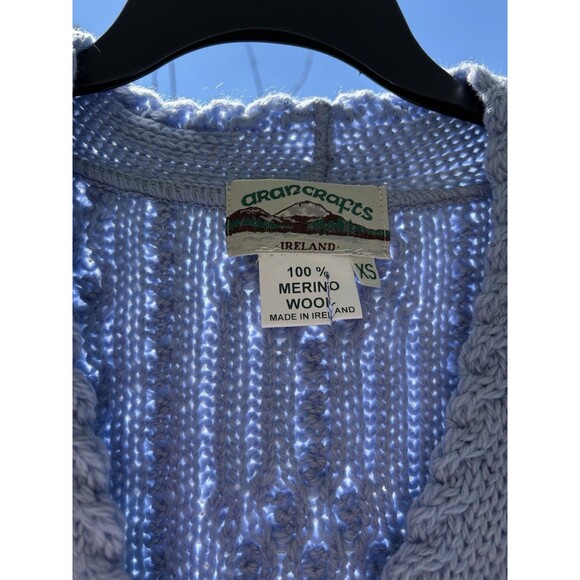 Arancrafts Women’s Blue Wool Cardigan XS-Medium 100% Wool Made In Ireland EUC - Picture 2 of 6
